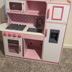 Pink Kitchen 