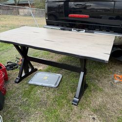 Farm style table