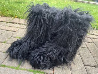 Women’s Boots Size 8