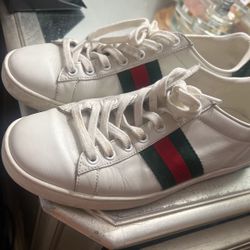 Gucci Shoes WOMEN