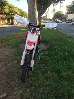 Brand New 125cc Dirt Bike
