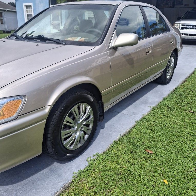 2001 Toyota Camry