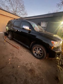 2014 Toyota Sequoia
