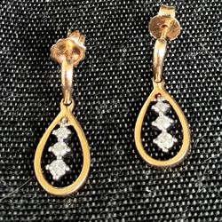 DIAMONDS "NOT CHIPS"  EARRINGS TEARDROP 14k GOLD
