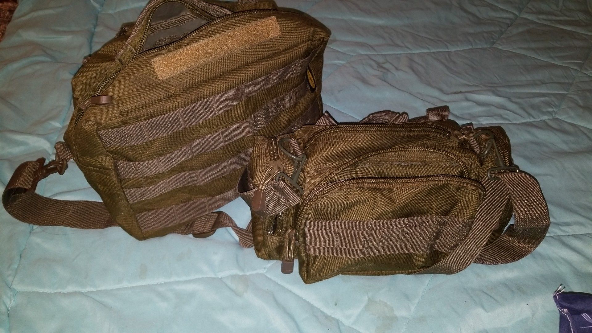 Smittybilt bag for trucks. Only 2 bags