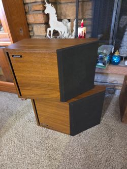 Like new Bose 2.2 150$ OBO
