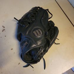 Wilson A1K Baseball Glove