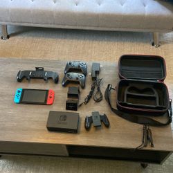 Nintendo Switch + Accessories ln
