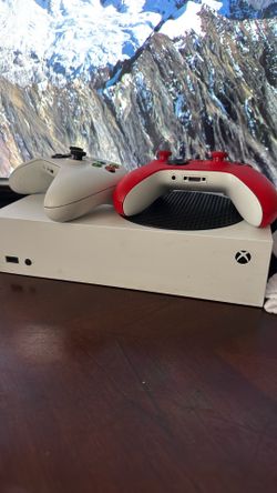 Two controllers and a Xbox series x