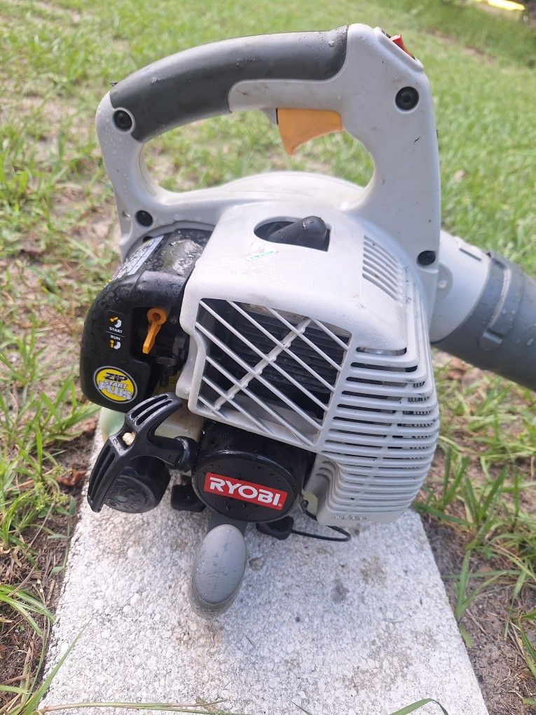 Ryobi Gas Leaf Blower
