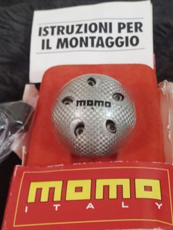 MOMO ITALY shift knob