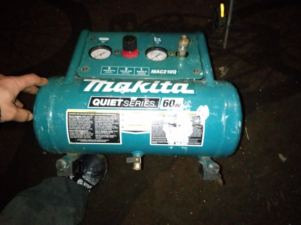 Makita Air Compressor