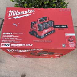 Milwaukee M18 Six bay Rapid Charger