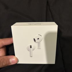 AirPod 4’s