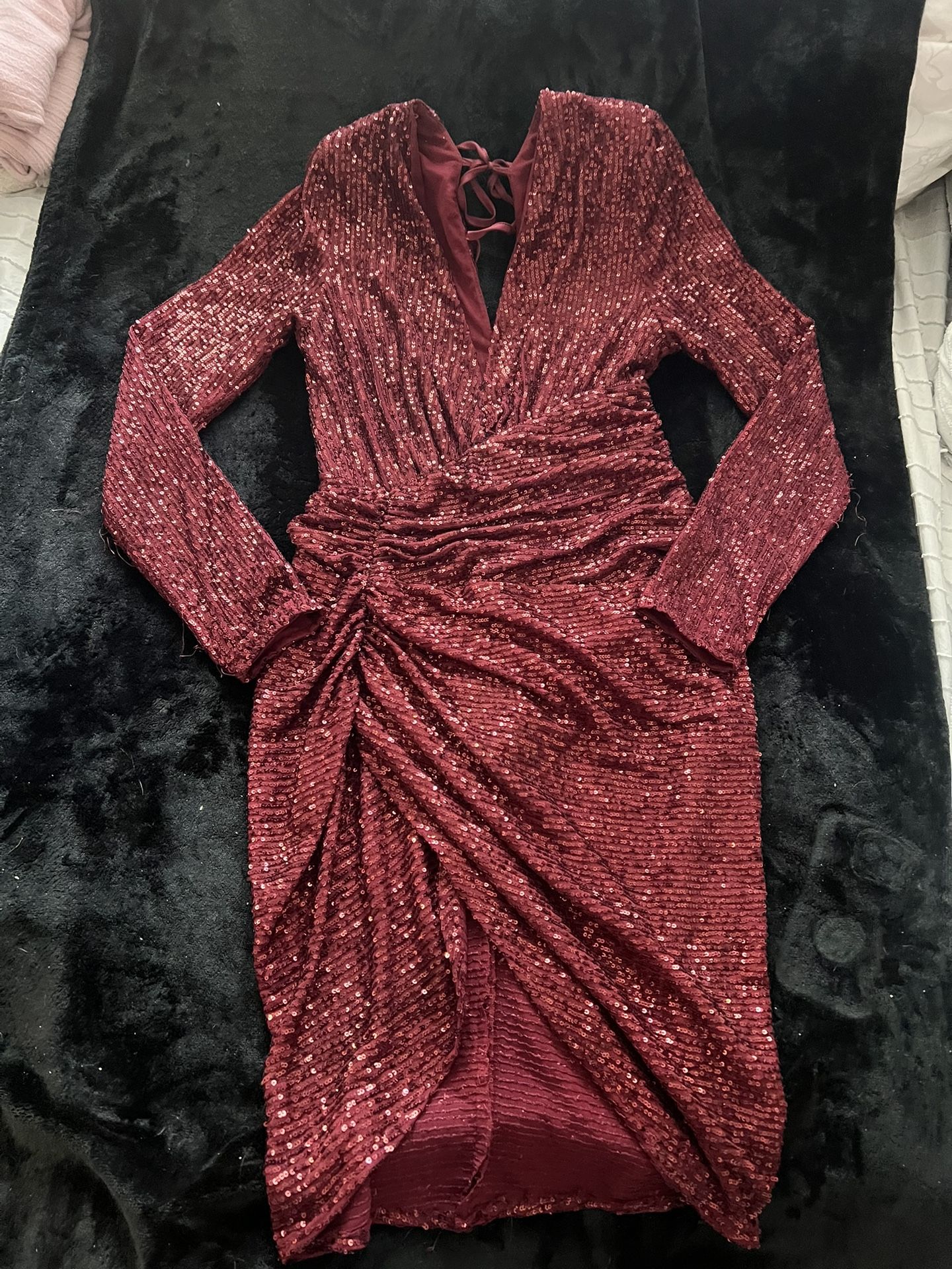 Red Sequin Longsleeve Midi Dress