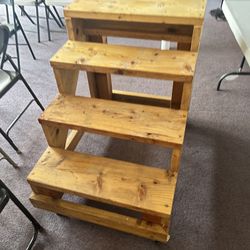Wood Steps  Stairs With Wheels 