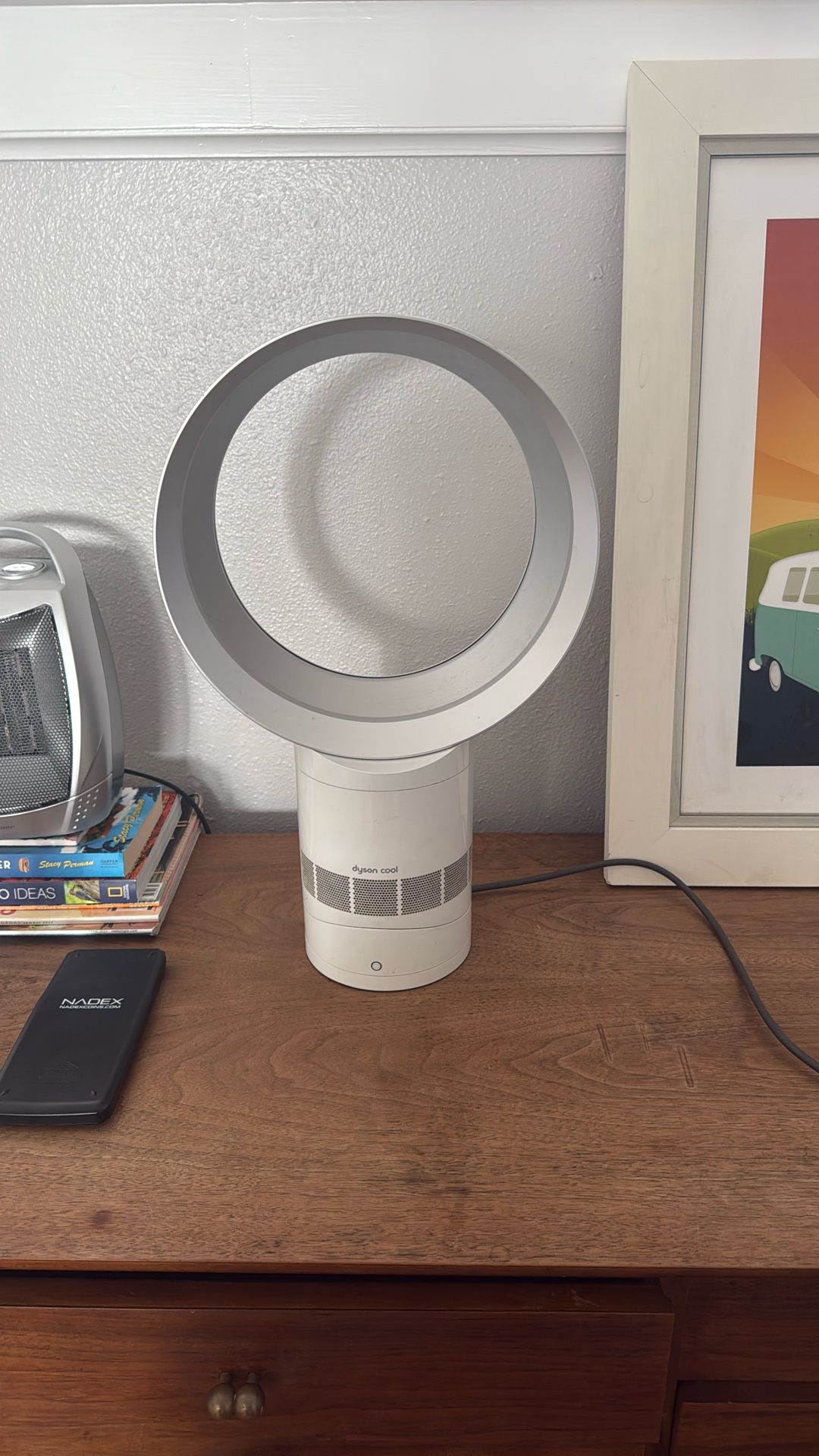 Do this Fan really blows cool air and is it nose? - OfferUp