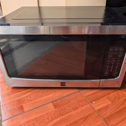 Kenmore 1.6 ft Stainless Steel Countertop Microwave Oven