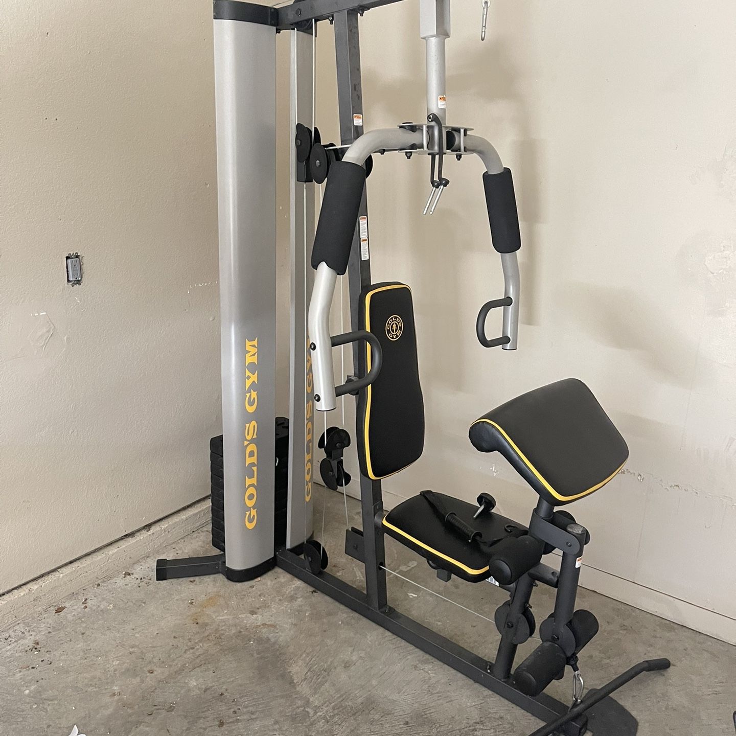 Multifunctional Home Gym Gold s Gym for Sale in Mesquite TX OfferUp