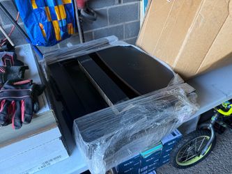 Brand Manual Stand Up Desk