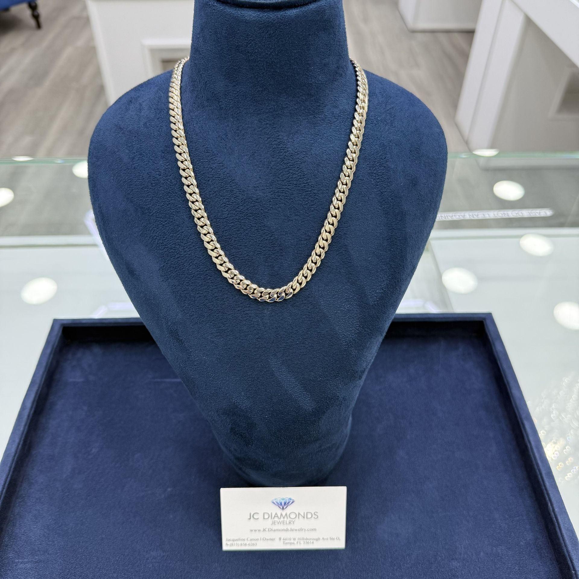 Chain Cubanlink White Gold 10k Gold Solid 8 MM WIDE BY 22 Inch