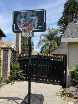 Lifetime Store Lifetime 44-Inch Impact Portable Basketball Hoop with Telescoping Adjustment & Classic Rim - Model 90759- Outdoor Play