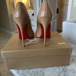 Christian Louboutin So Kate 120mm – Nude Patent Leather – Size 38.5