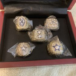 Box Set Of 5 Dallas Cowboys Championship Rings 