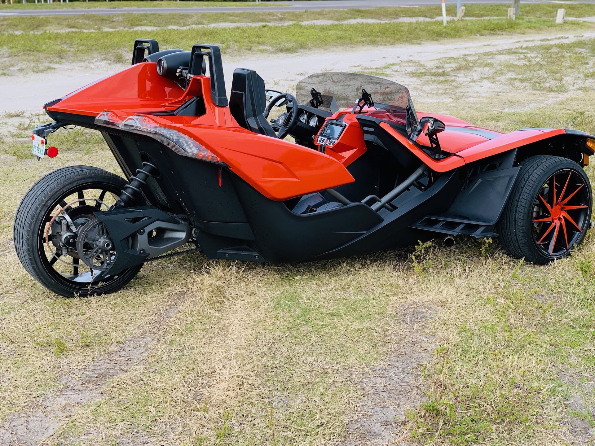 2016 Polaris slingshot for Sale in Tampa, FL OfferUp