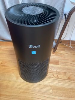The Levoit Core 300 uses 3-stage filtration and VortexAir Technology to quietly refresh air in small to medium spaces.