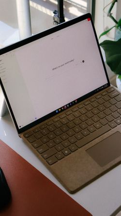 Microsoft Surface Pro 11th Gen Silver