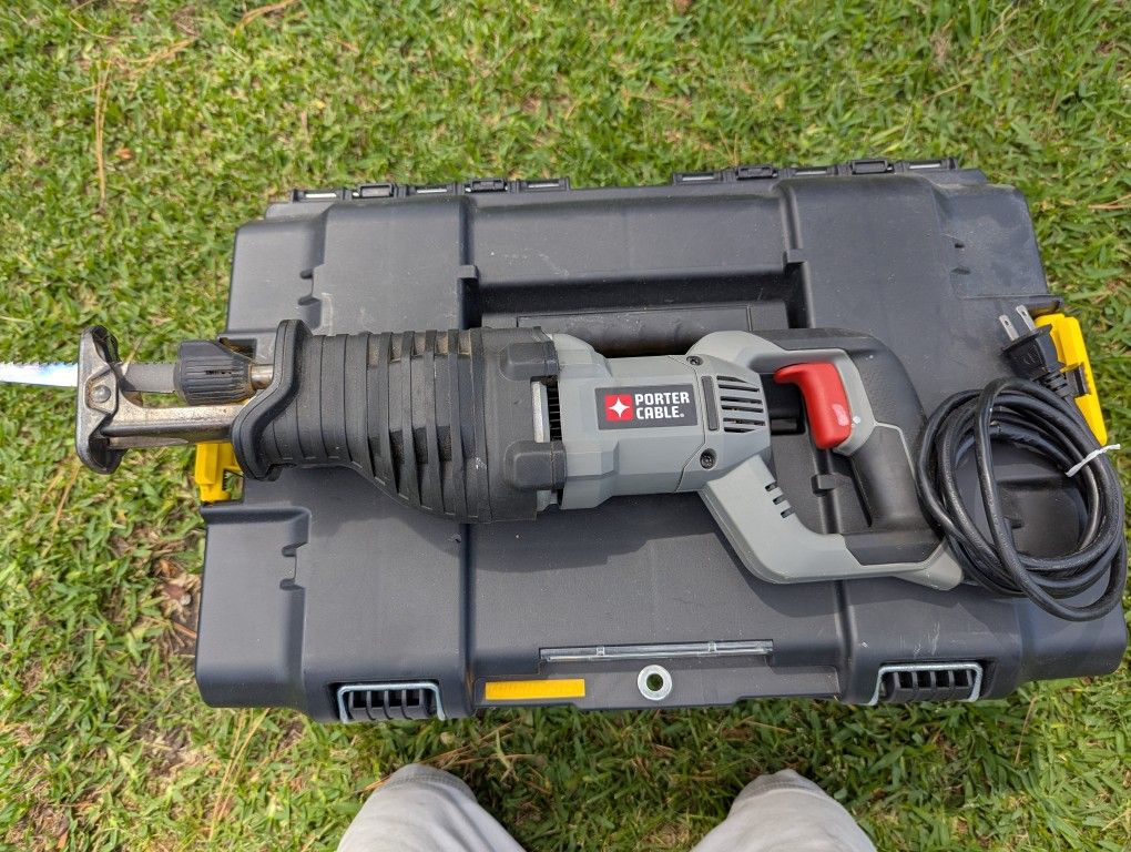 NEW!! Porter-Cable pc75TRS sawzall with extra new blades. Thanks for looking to check out my other items for sale.