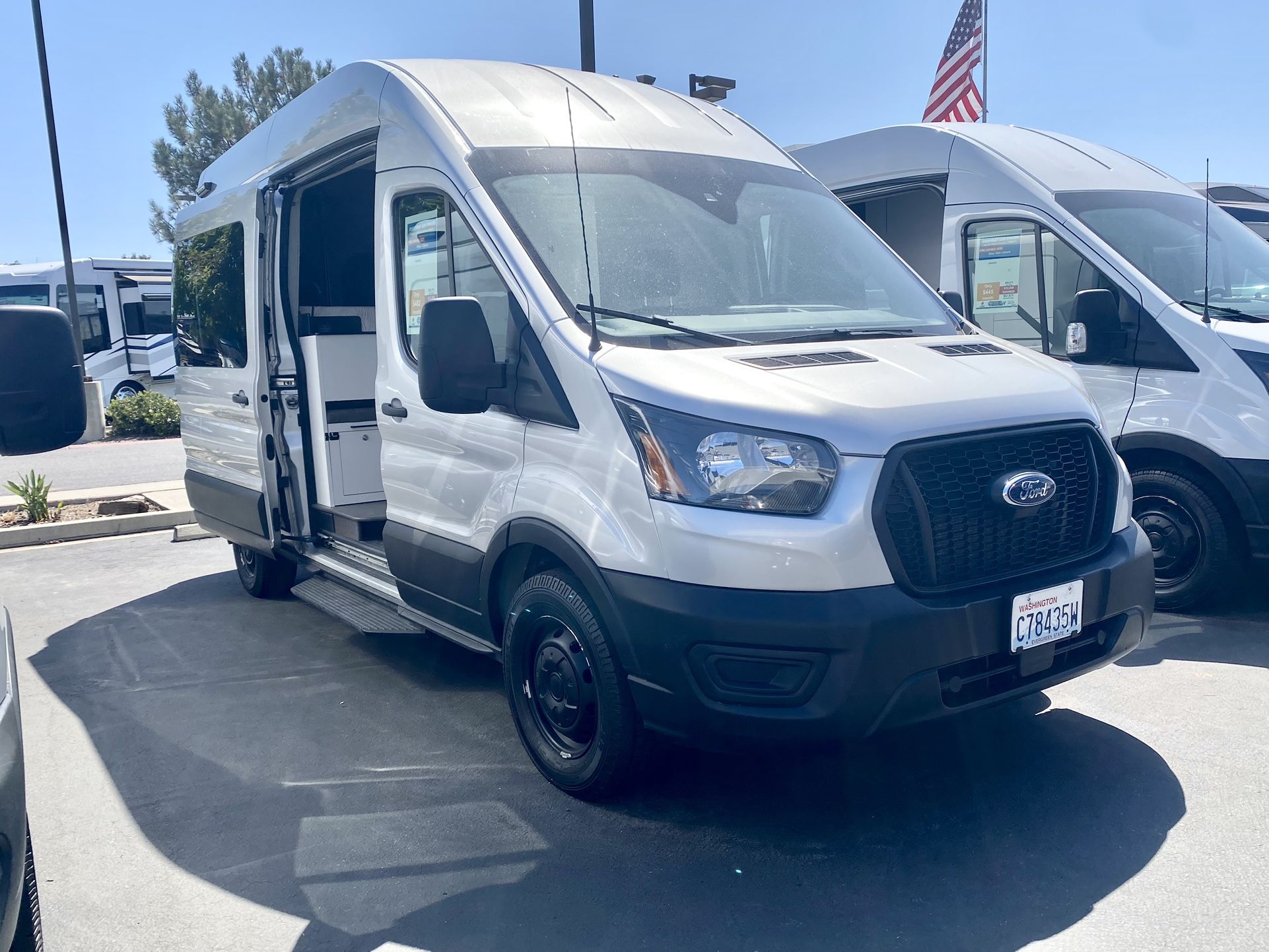 2021 Cabana Camper Van Motorhome
