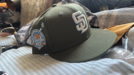 San Diego Padres Exclusive Fitted Hat 7 1/2