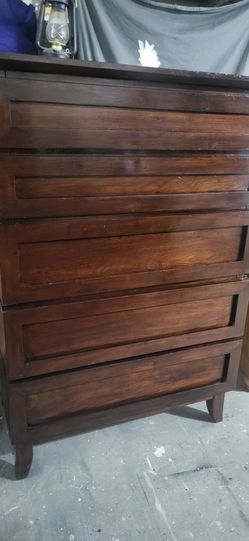 Beautiful Farmhouse Bombay Tall Dresser,  Solid Wood Dovetail, Exc.Cond.