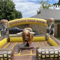 Toro Taquiza Brincolin’s  Carpas 