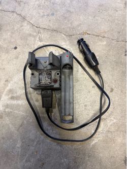 Flash light charger
