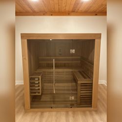 Golden Designs Osla Sauna, 5-6 Person with Bluetooth - Good – Cayuse, OR