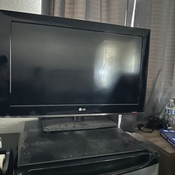 32 Inch LG Tv