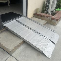 Portable ramp aluminum