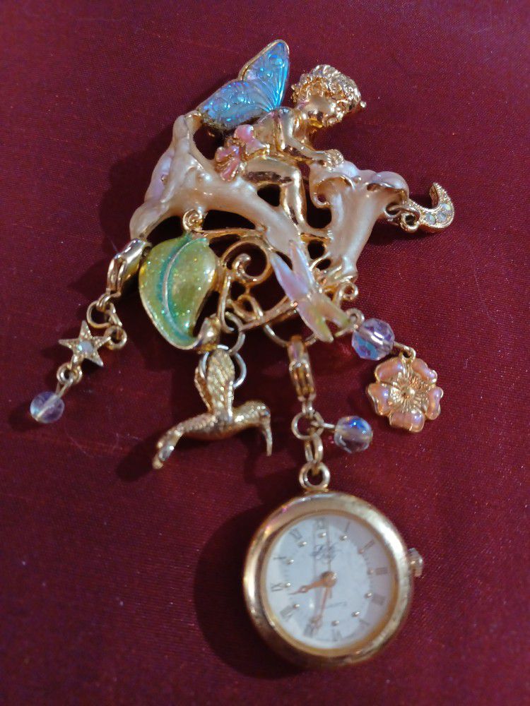 Very Nice Ladies Gold Fairy Charm Bracelet Broach Pin 