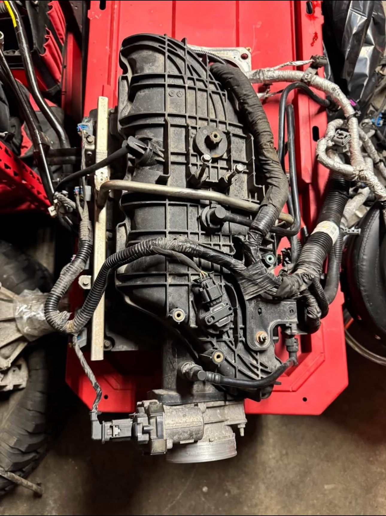 Intake Manifold, 6.0 L96 Engine