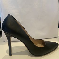 Black Pumps - Charles David - Size 10