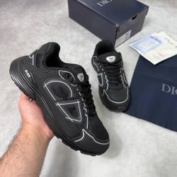 B30 shoes size 10 *BEST OFFER*