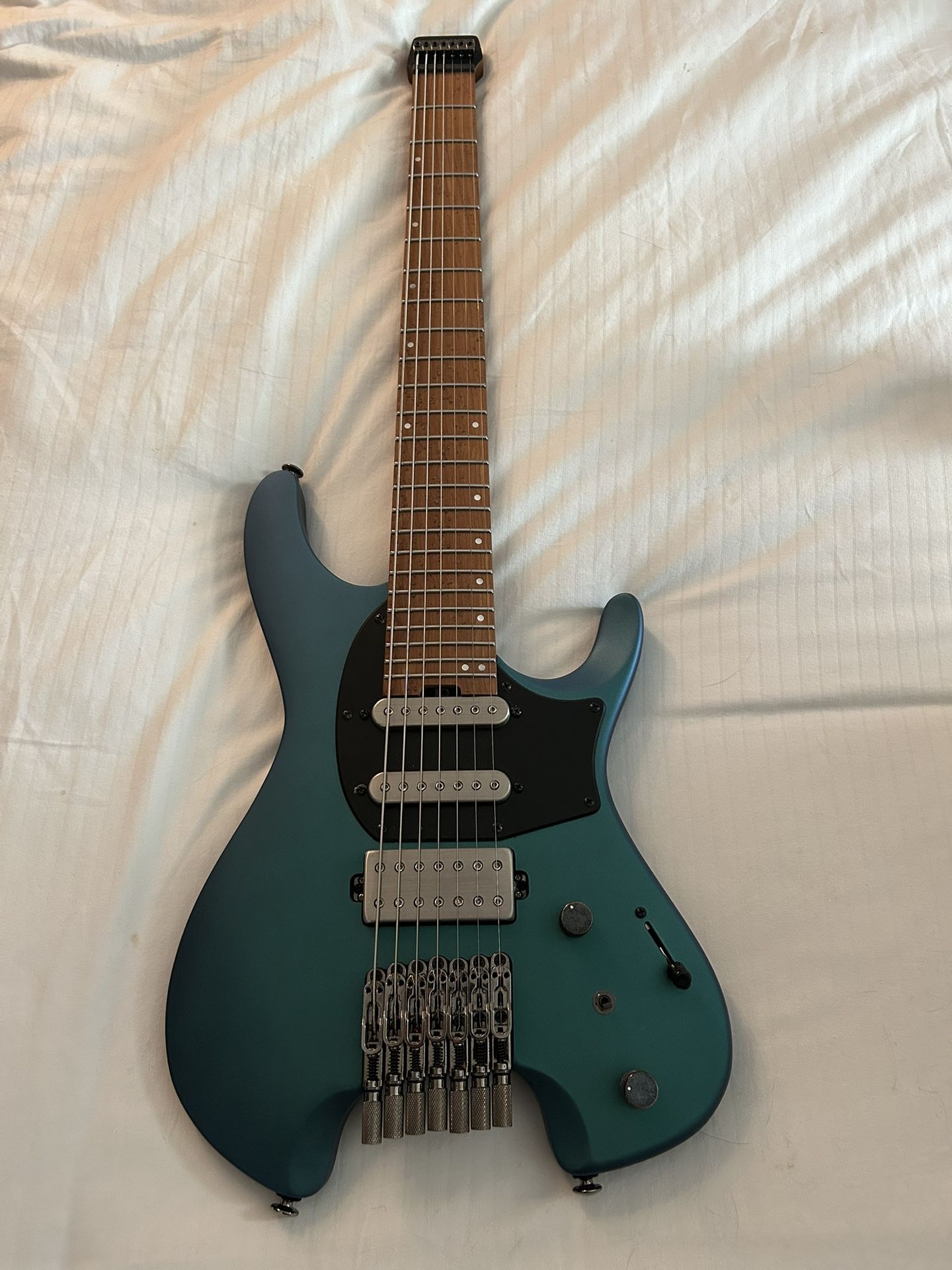 Ibanez Q547 7-String Guitar