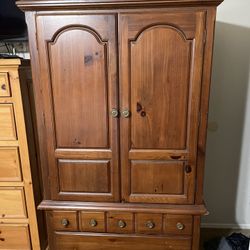 Dresser Armoir