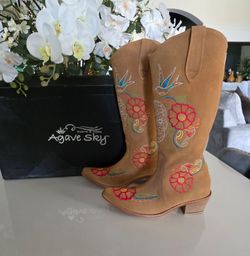 🌵 Agave Sky Women's Embroidered Western Boots – Size 9 🌵 SALE $110