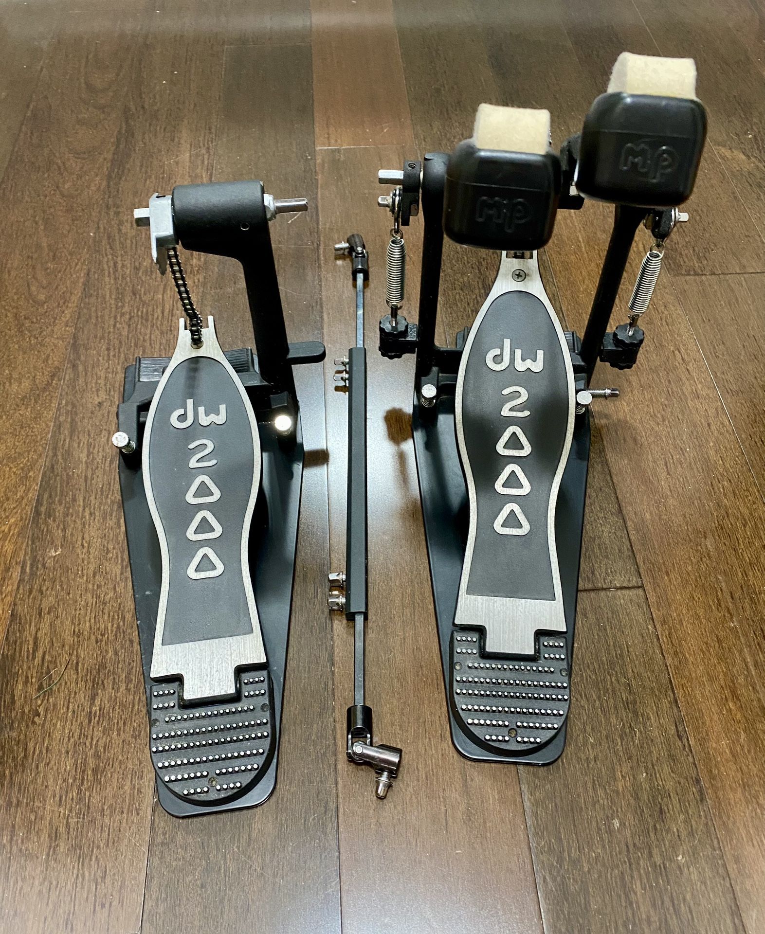 DW 2000 Double Bass Drum Pedal 