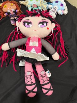 Monster High ~ large Draculaura plushy doll