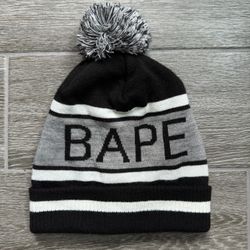 Bape knit pompom beanie